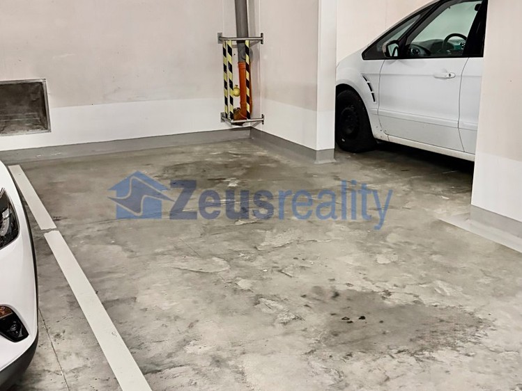 Pronájem bytu 1+kk, 44 m² (18 z 18)
