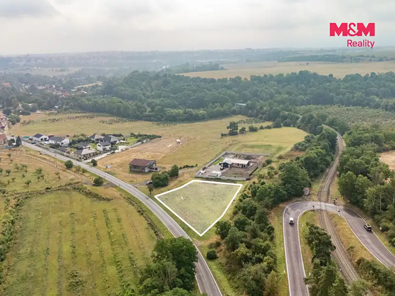 Prodej stavebního pozemku 1095 m², Libočany – náhled fotky 3