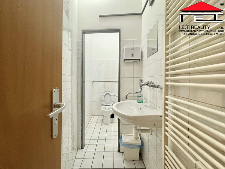 Комерційне приміщення в оренду, 127 м² (7 з 10)