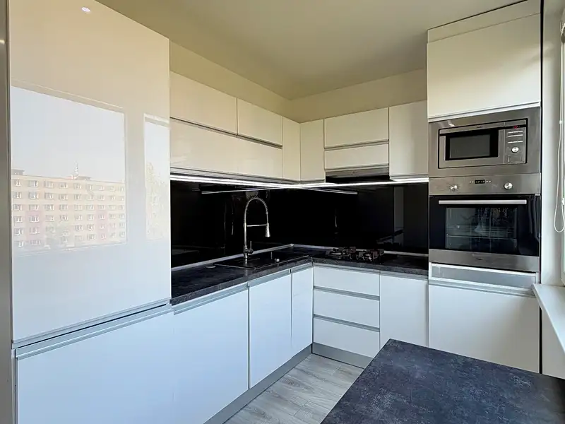 Pronájem bytu 3+1 74 m², Karviná – náhled fotky 3