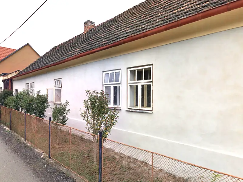 Prodej rodinného domu 80 m², pozemek 293 m², Hradec – náhled fotky 1