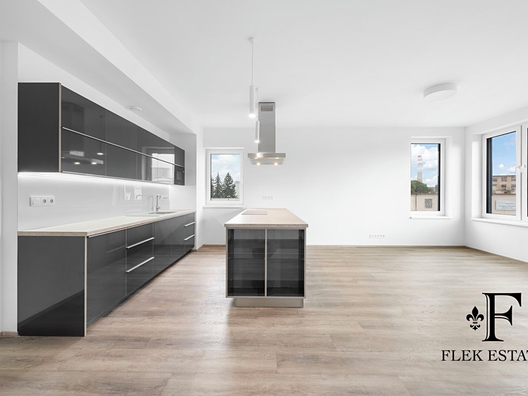 Квартира 4+kk на продаж, 138 м² (9 з 35)