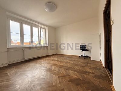 Pronájem bytu 1+1 58 m²