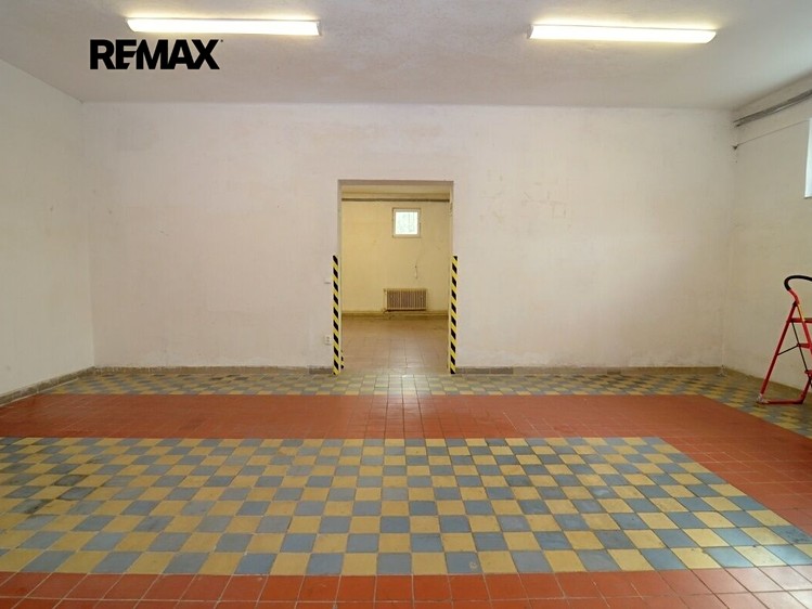 Комерційне приміщення в оренду, 238 м² (8 з 24)