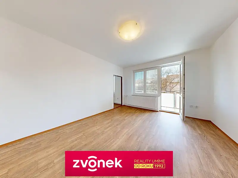 Pronájem bytu 3+1 67 m², Zlín – náhled fotky 2