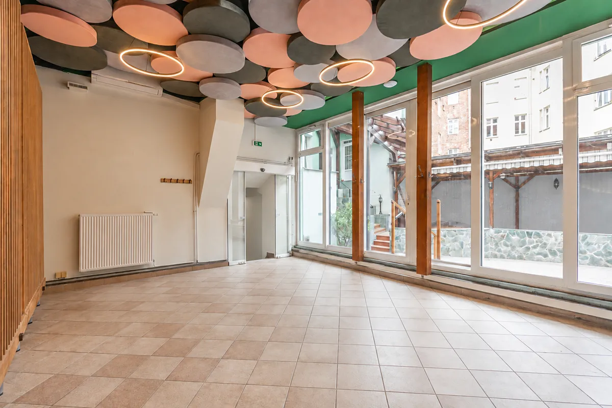 Pronájem kanceláře 193 m²