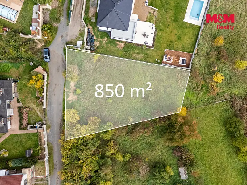 Prodej stavebního pozemku 850 m², Třebichovice – náhled fotky 2