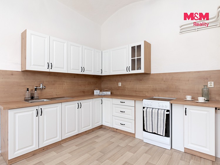Комерційне приміщення на продаж, 230 м² (3 з 27)