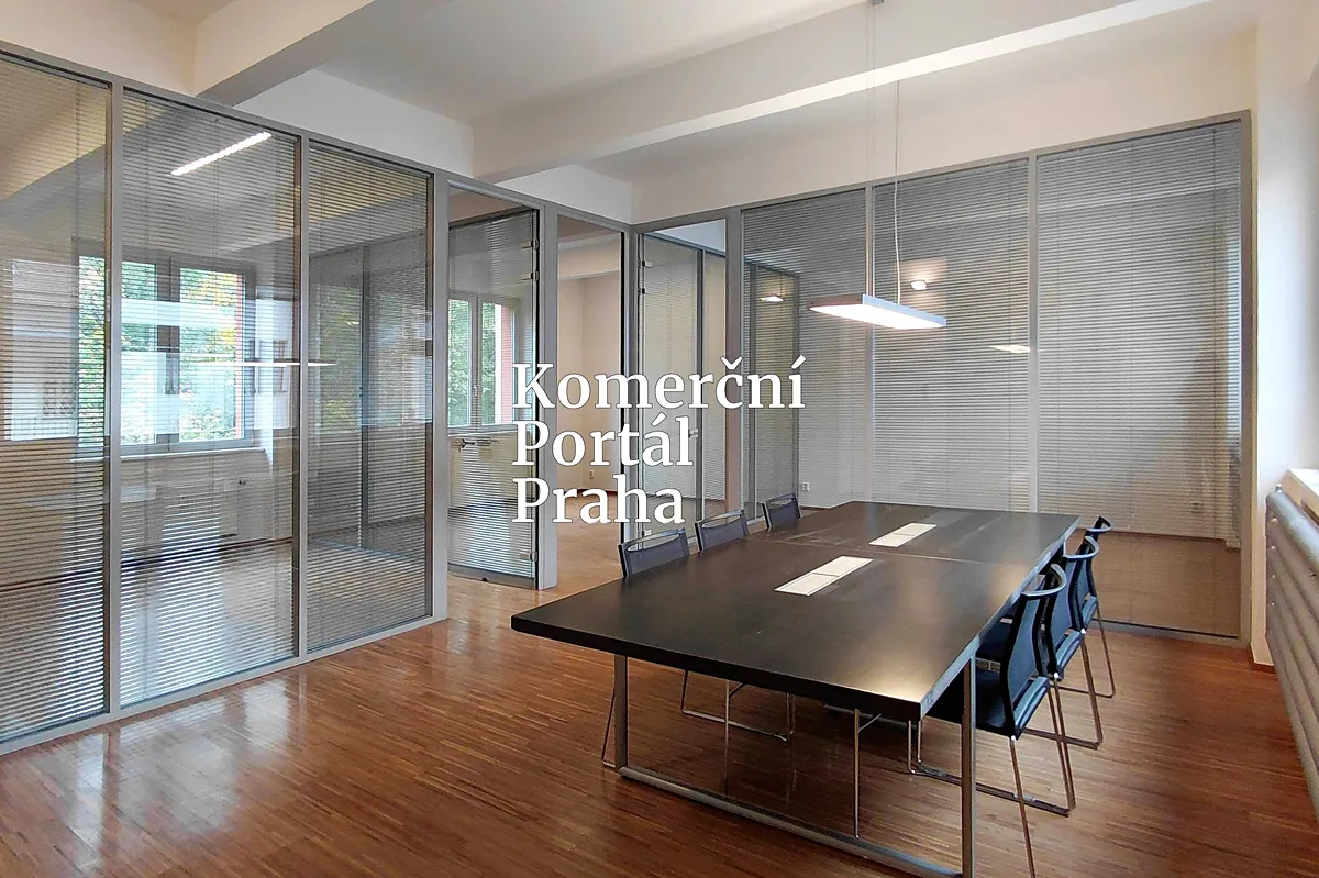 Pronájem kanceláře 180 m²