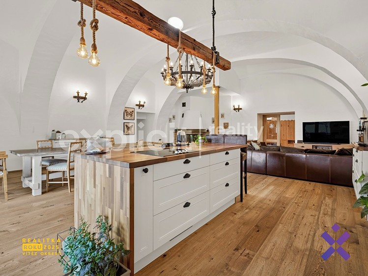 Будинок на продаж, 1 025 м² (17 з 63)