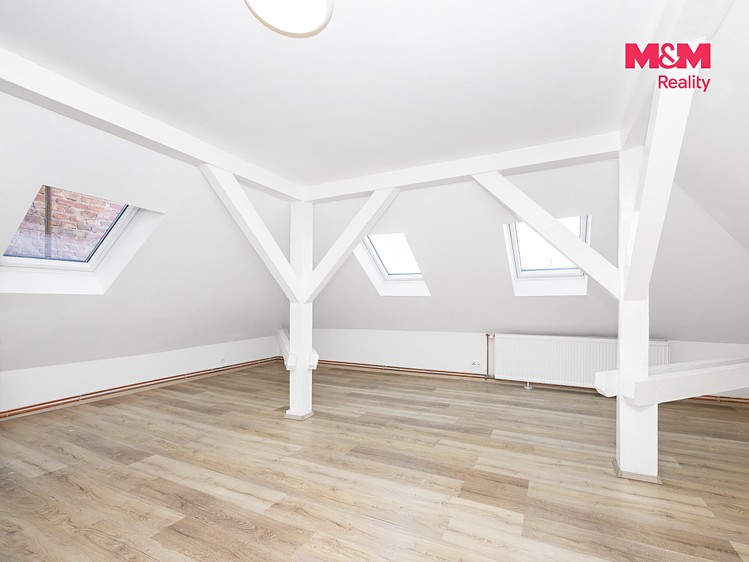 Квартира 3+kk в оренду, 99 м² (5 з 22)