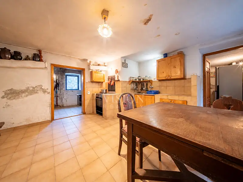 Prodej rodinného domu 130 m², pozemek 1336 m², Benešov nad Černou – náhled fotky 3