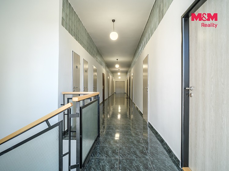 Prodej komerčního prostoru, 1 200 m² (25 z 27)