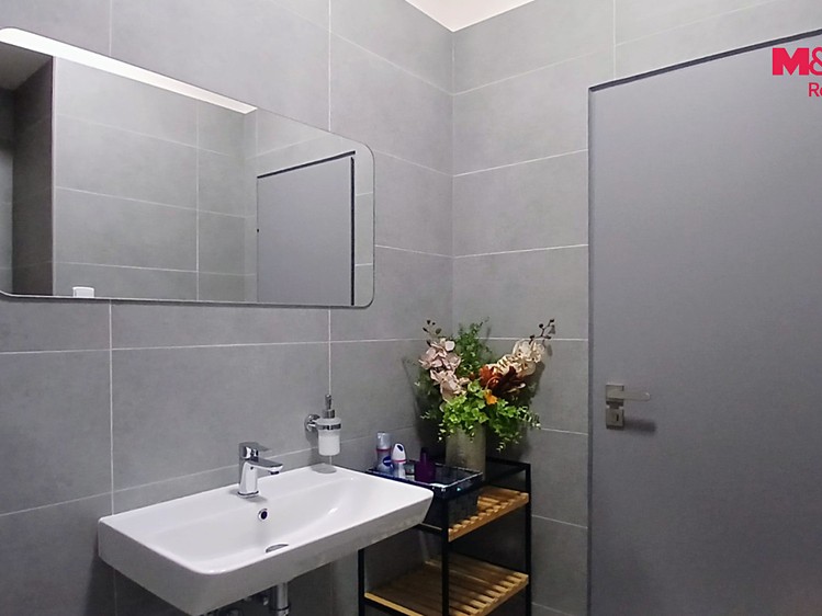 Комерційне приміщення в оренду, 76 м² (12 з 19)