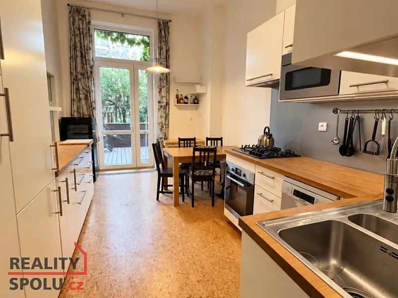 Pronájem bytu 2+1 71 m², Praha – náhled fotky 2