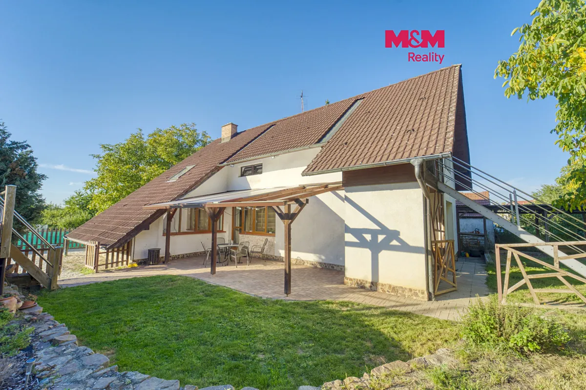 Prodej rodinného domu 176 m², pozemek 1096 m²