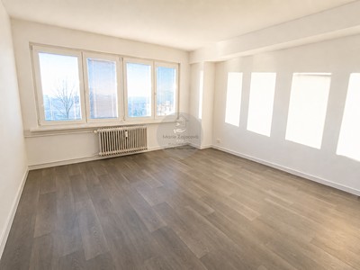 Квартира 3+1 на продаж, 59 м² (2 з 19)