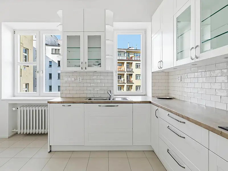 Pronájem bytu 4+1 140 m², Praha – náhled fotky 3