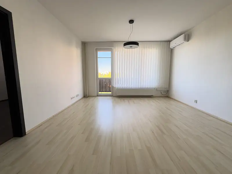 Prodej bytu 2+kk 50 m², Praha – náhled fotky 2