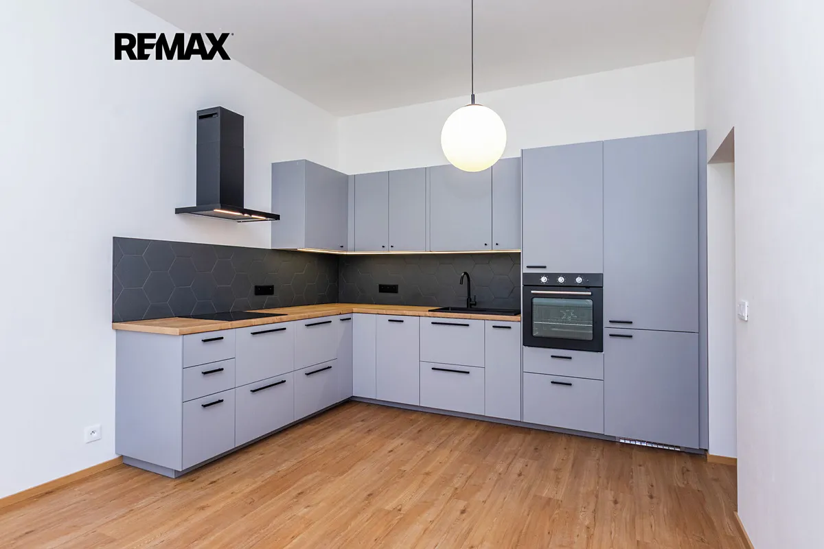 Pronájem bytu 2+kk 48 m²