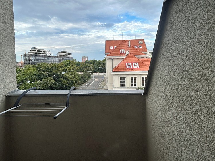Pronájem bytu 2+kk, 47 m² (11 z 16)