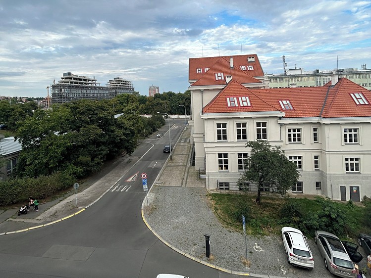 Pronájem bytu 2+kk, 47 m² (16 z 16)