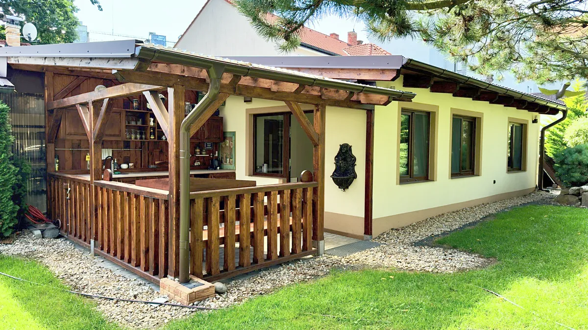 Pronájem bytu 2+kk 62 m²