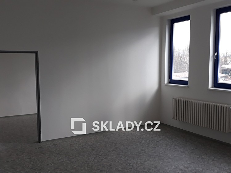 Комерційне приміщення в оренду, 35 м² (2 з 7)