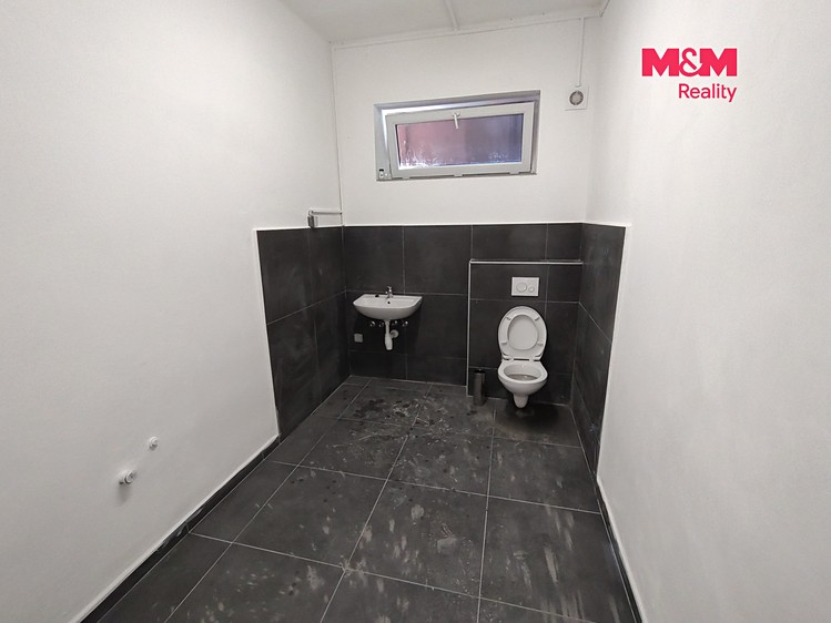 Gewerbefläche zur Miete, 140 m² (10 von 10)