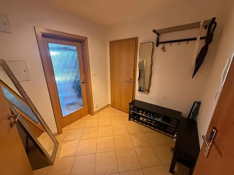 Pronájem bytu 1+kk 40 m², Praha – náhled fotky 2