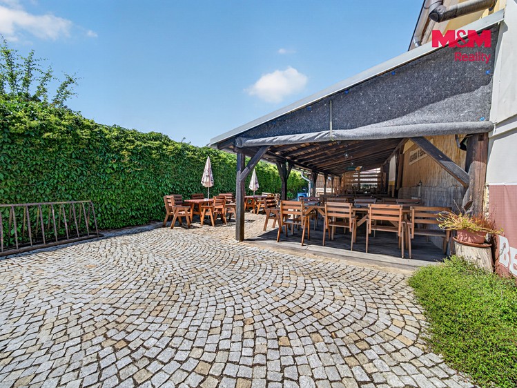 Prodej komerčního prostoru, 879 m² (7 z 19)