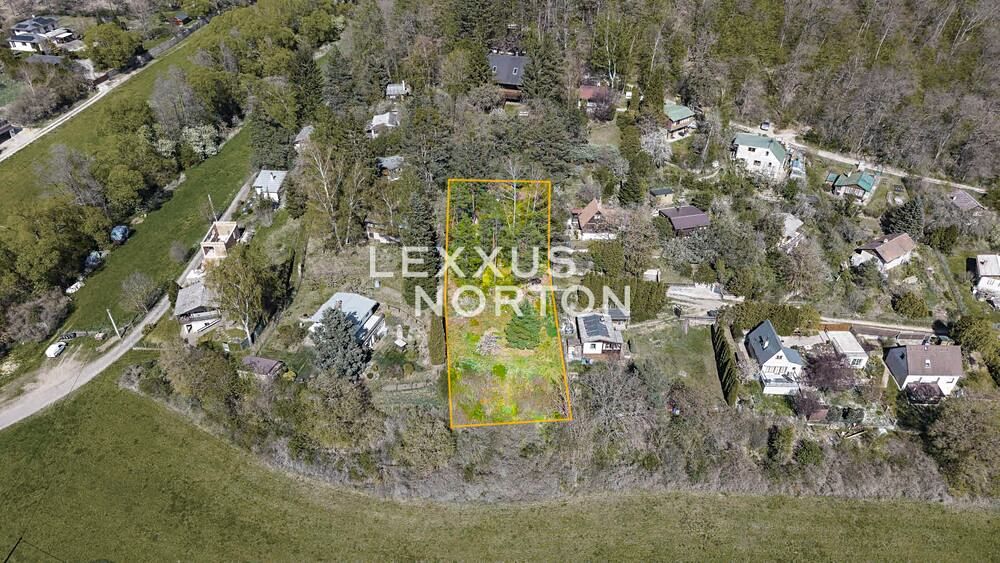 Prodej pozemku 996 m², Nenačovice – fotka 1 z 3