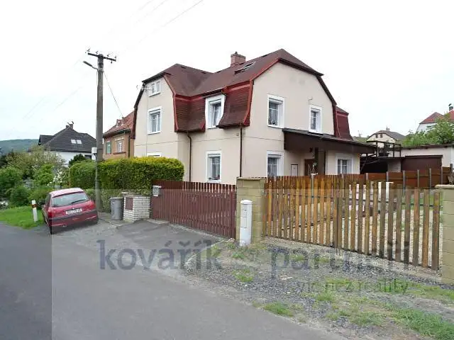 Prodej rodinného domu 200 m², pozemek 711 m², Šluknov – náhled fotky 1