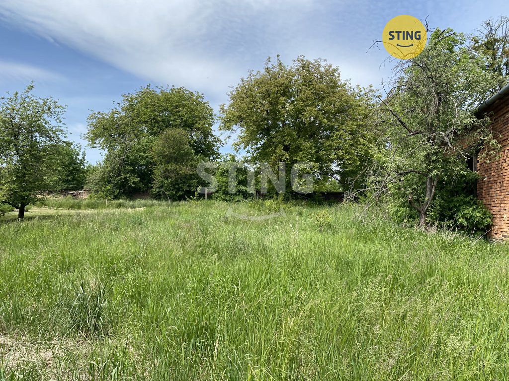 Prodej stavebního pozemku 998 m², Třeština – fotka 1 z 3