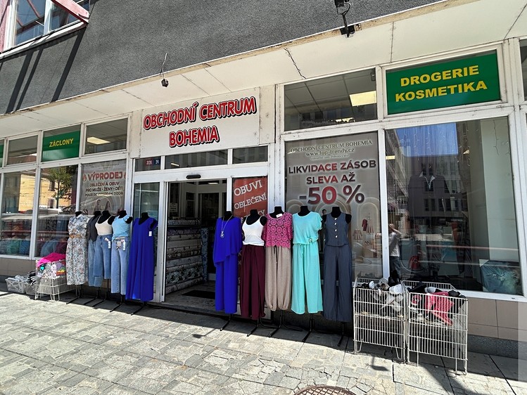Комерційне приміщення в оренду, 452 м² (10 з 11)