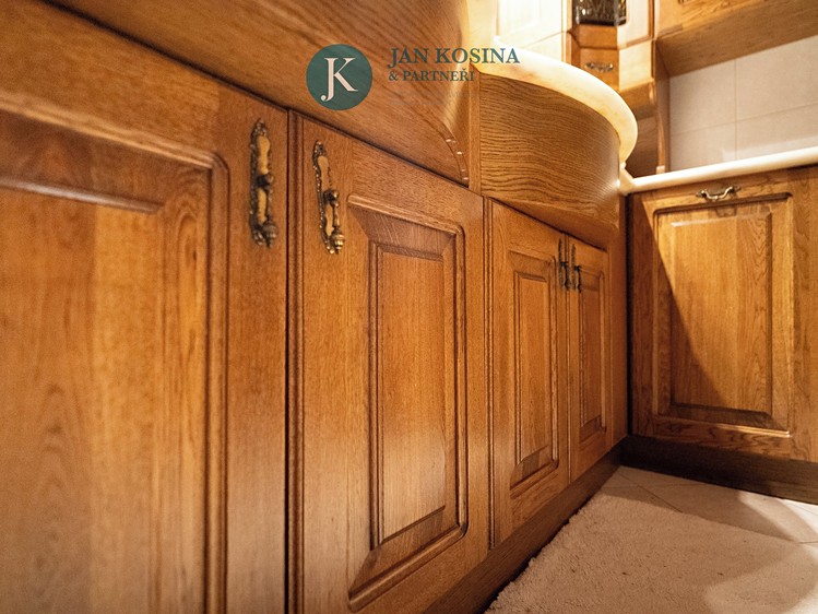 Комерційне приміщення на продаж, 180 м² (12 з 25)