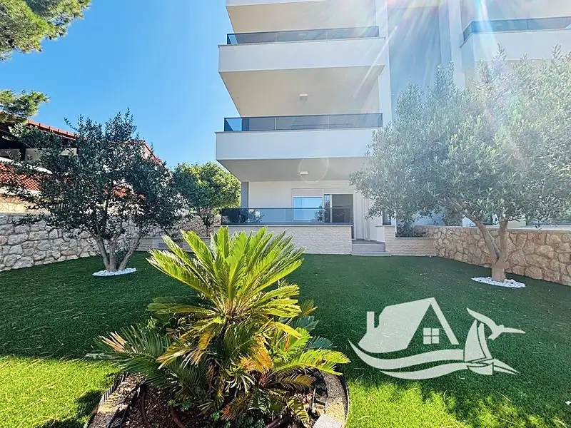 Prodej bytu 3+kk 82 m², Novalja – náhled fotky 3