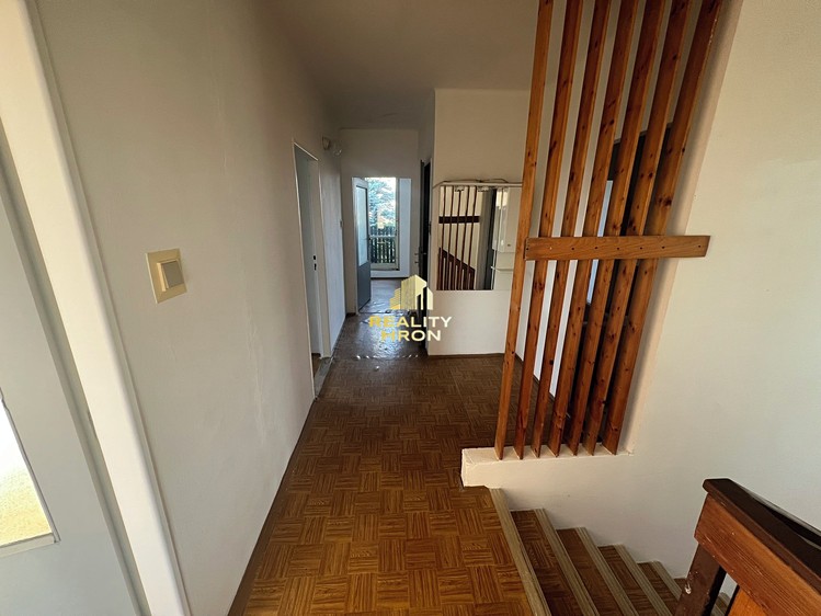 Будинок на продаж, 260 м² (19 з 28)