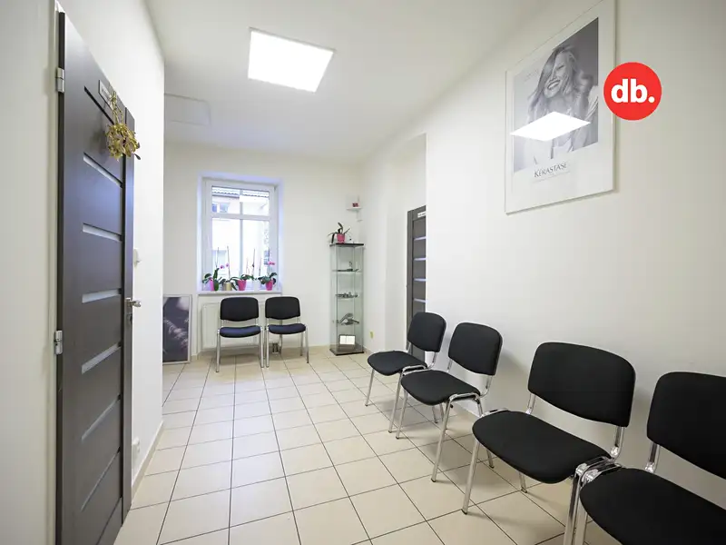 Pronájem obchodního prostoru 70 m², Karlovy Vary – náhled fotky 3