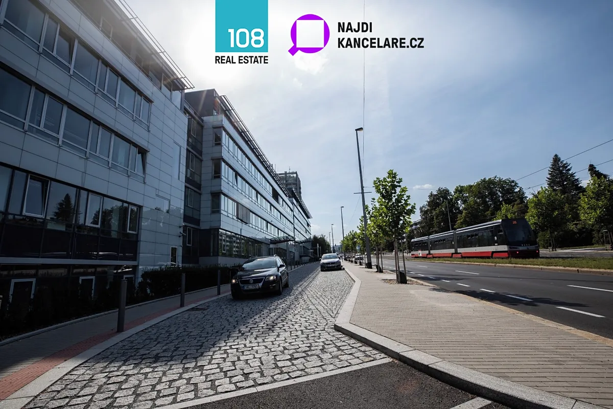 Pronájem kanceláře 274 m²