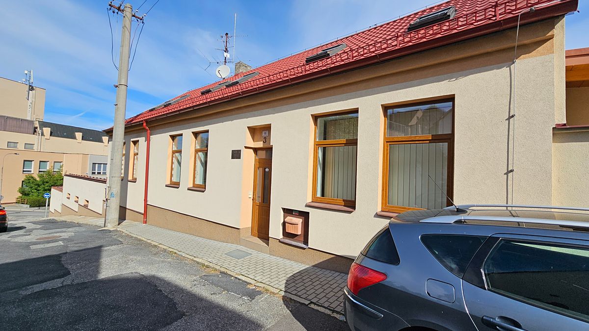 Pronájem kanceláře 82 m², Třebíč – fotka 1 z 3