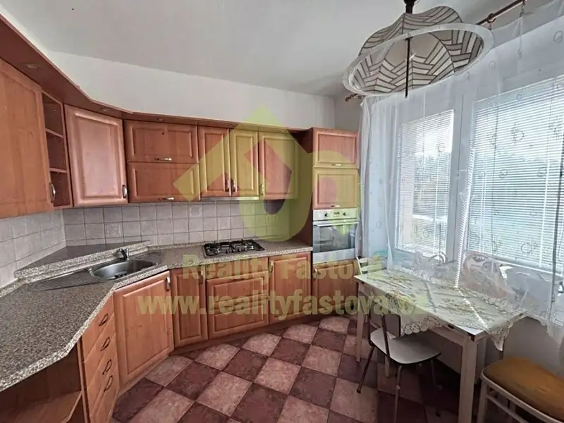 Prodej bytu 3+1 74 m², Rokycany – náhled fotky 1
