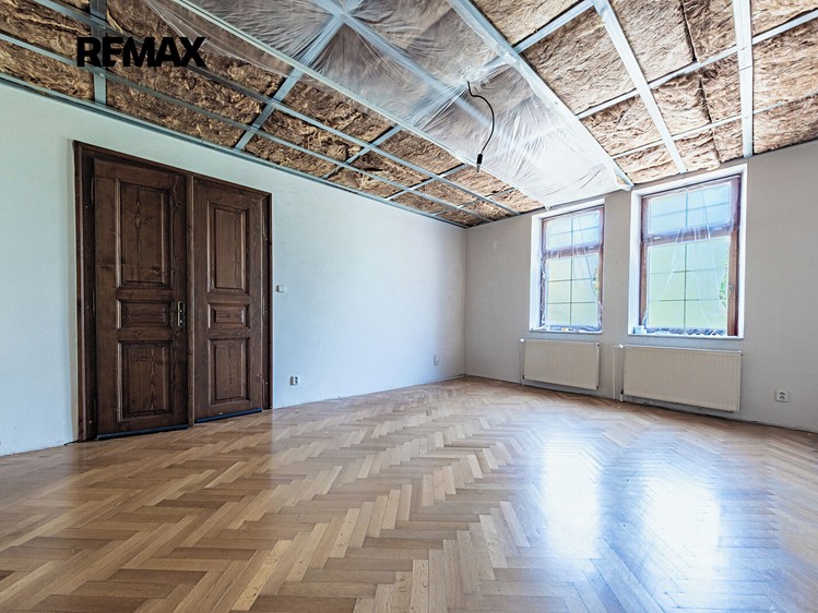 Комерційне приміщення на продаж, 400 м² (33 з 51)