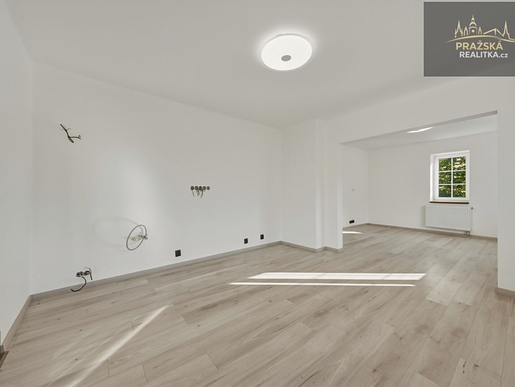 Prodej domu, 93 m² (8 z 42)