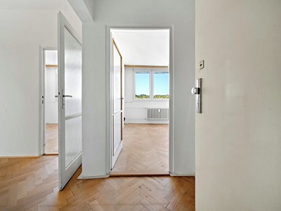 Pronájem bytu 3+1, 70 m² (3 z 18)