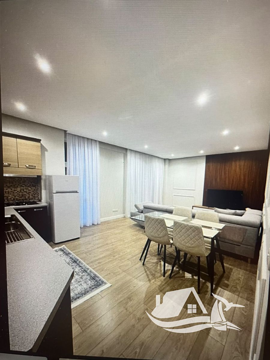 Prodej bytu 3+kk 106 m², Drač – fotka 1 z 3