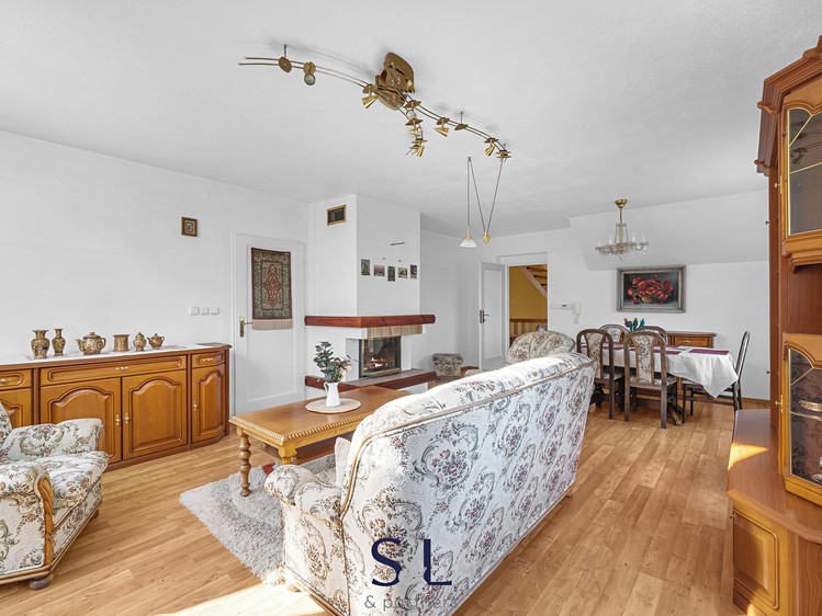 Будинок на продаж, 240 м² (30 з 53)