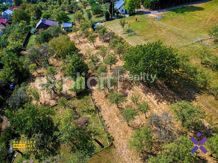 Prodej pozemku, 1 075 m² (4 z 21)