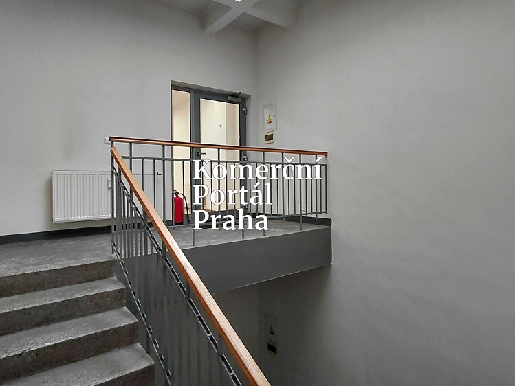 Комерційне приміщення в оренду, 180 м² (17 з 18)