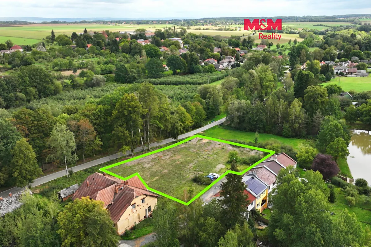 Prodej stavebního pozemku 3180 m²